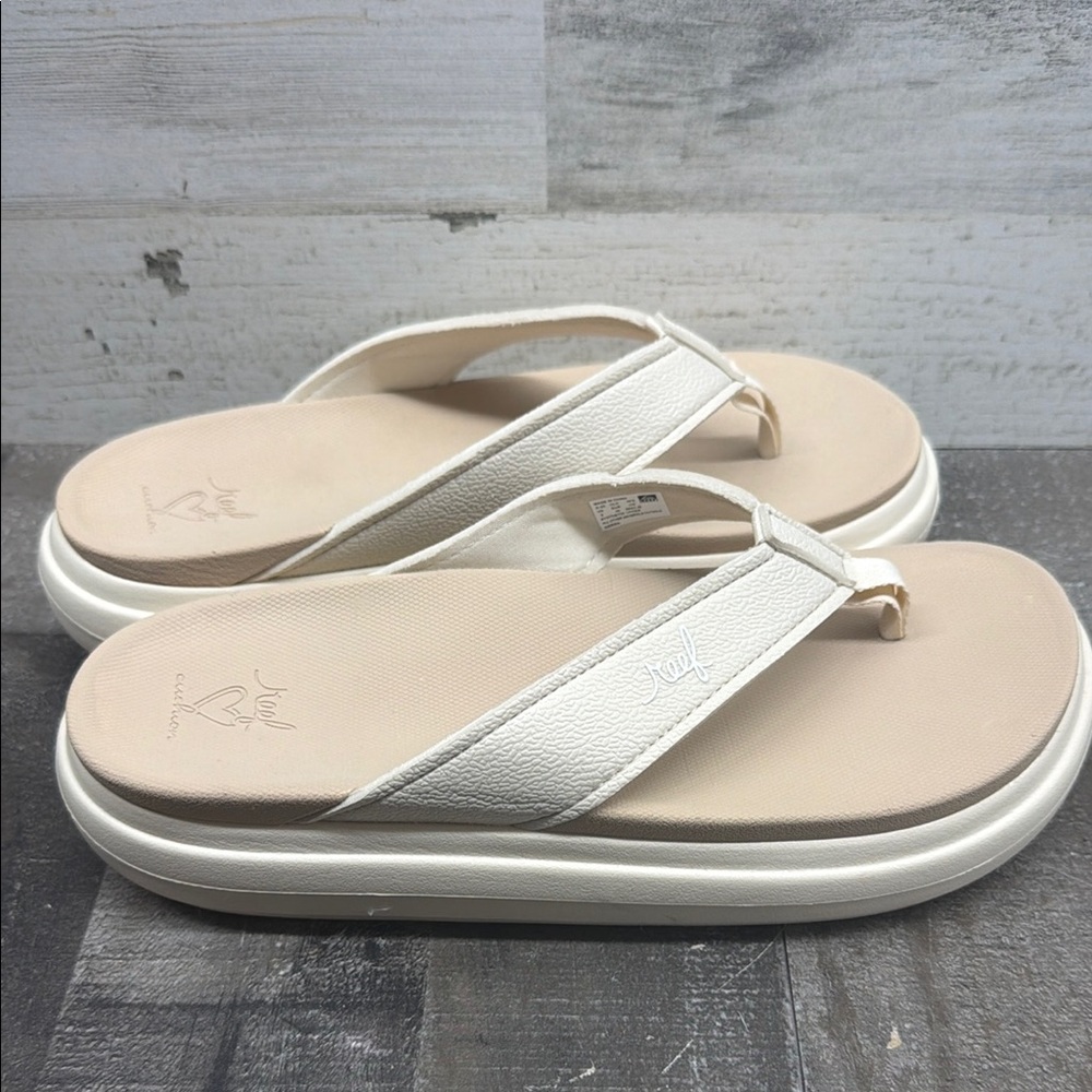 Reef Women's White and Beige Platform Flip Flop Sandals
